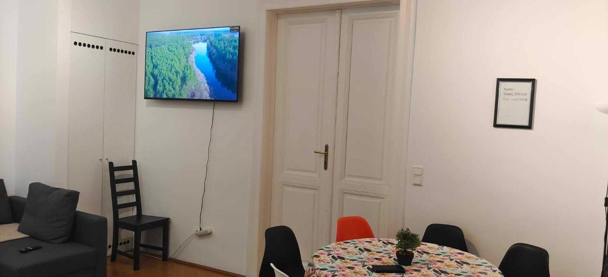 Central And Round 3 Minutes To City Shopping Center And Schoenbrunn Palace Wina Bagian luar foto